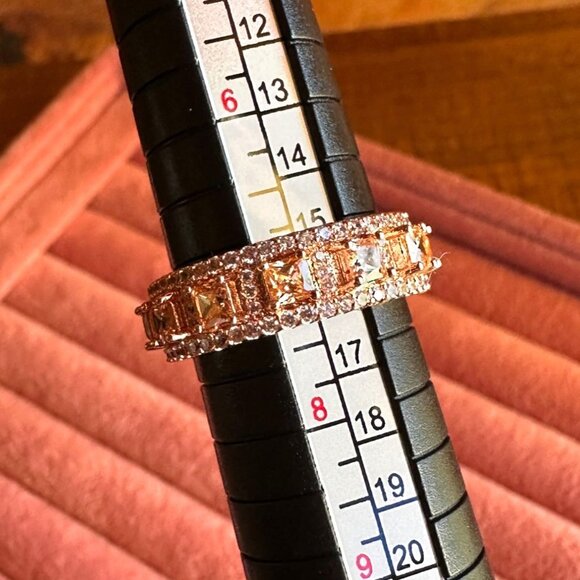Park Lane Jewelry "Envy" Rose Gold Plated Ring Size 7 W/ Champagne CZ Stones - Picture 4 of 9